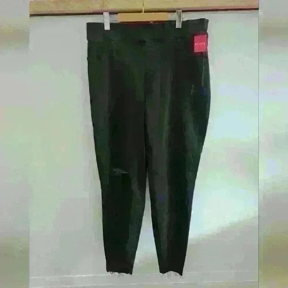 SPANX | Women's Vintage Black Distressed Ankle Stretch Skinny Jeans - Picture 2 of 6